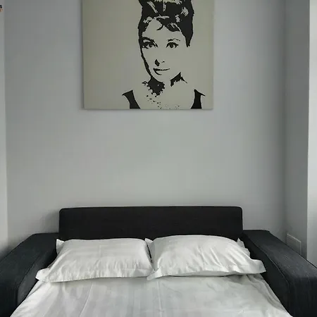 Apartment Penguin 2120 Breslau